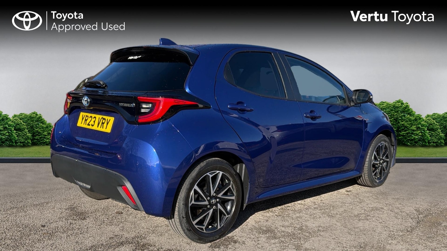 Used Toyota Yaris 2023 for sale - 77883758: Photo 2