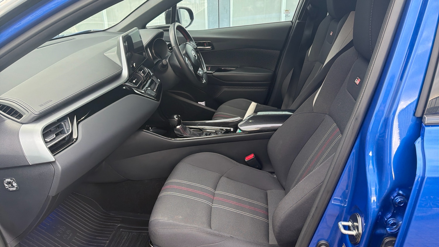 Used Toyota C-HR 2022 for sale - 76877806: Photo 10