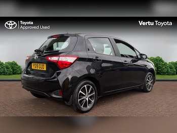 Used Toyota Yaris 2019 for sale - 76536516: Photo