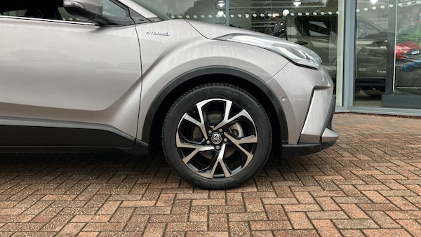 Used Toyota C-HR 2020 for sale - 76257552: Photo 18