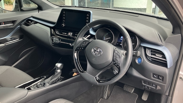 Used Toyota C-HR 2020 for sale - 76257552: Photo 25
