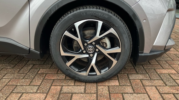 Used Toyota C-HR 2020 for sale - 76257552: Photo 30