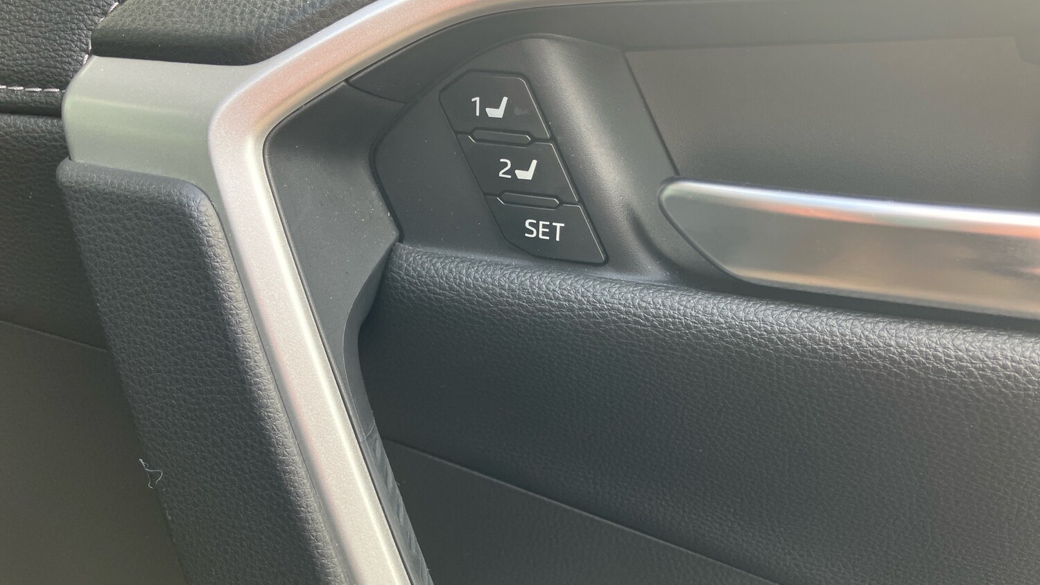 Used Toyota RAV4 2021 for sale - 76008746: Photo 27