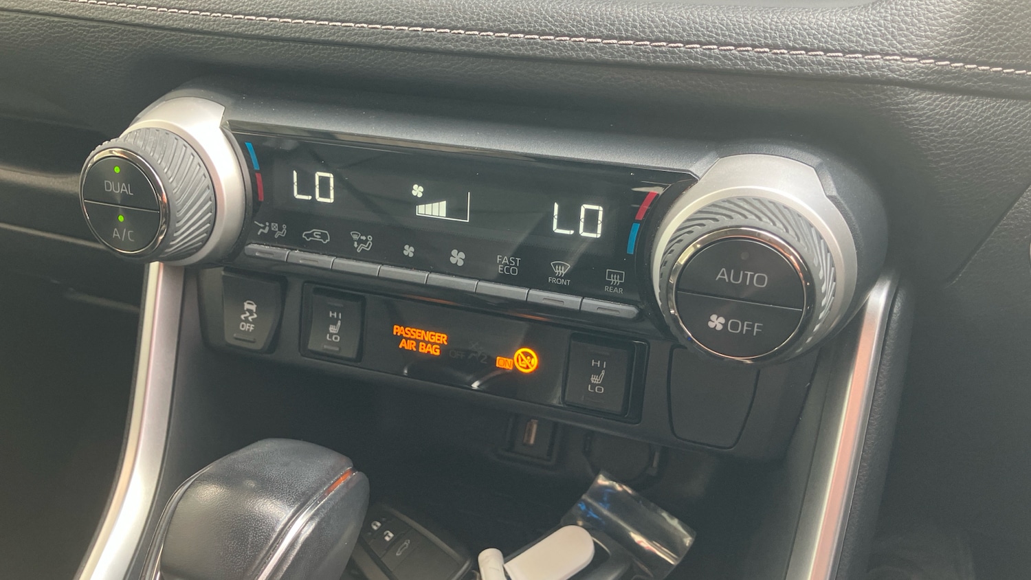 Used Toyota RAV4 2021 for sale - 76008746: Photo 31