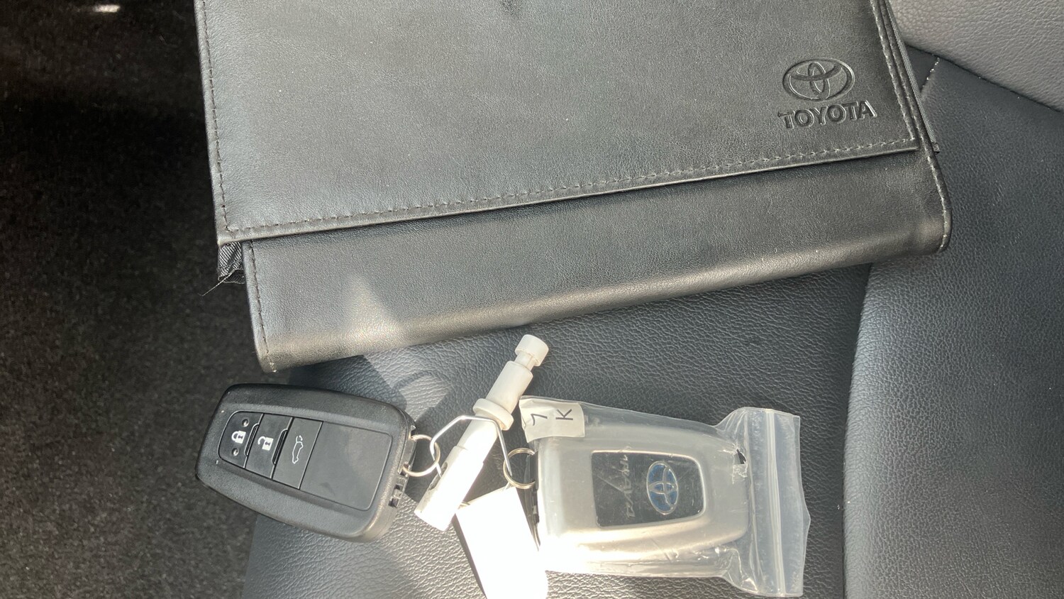 Used Toyota RAV4 2021 for sale - 76008746: Photo 39