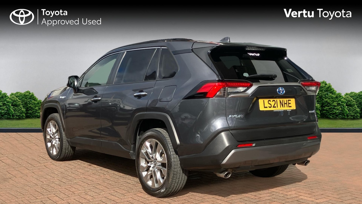 Used Toyota RAV4 2021 for sale - 76008746: Photo 4