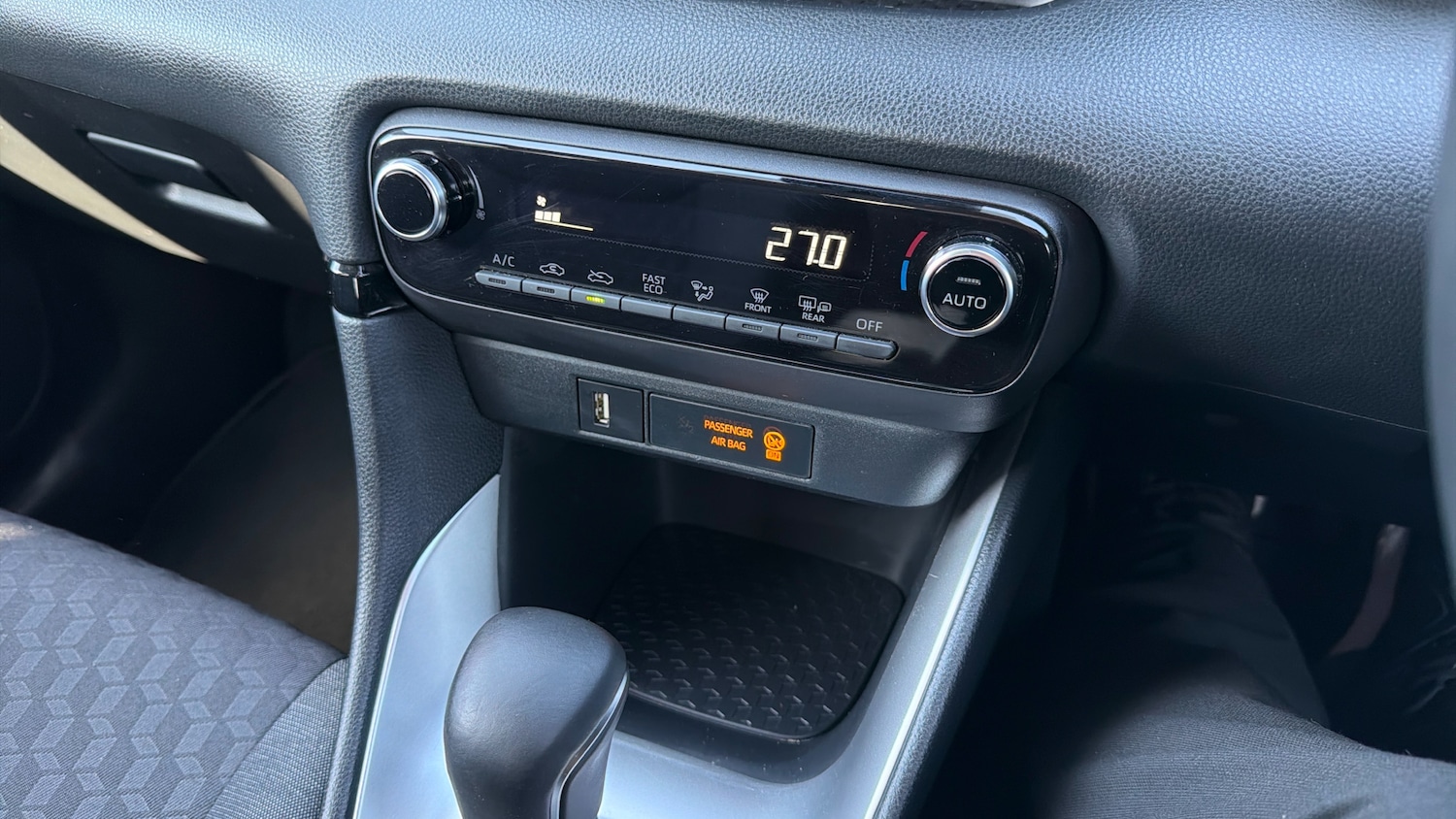 Used Toyota Yaris 2023 for sale - 77779062: Photo 29