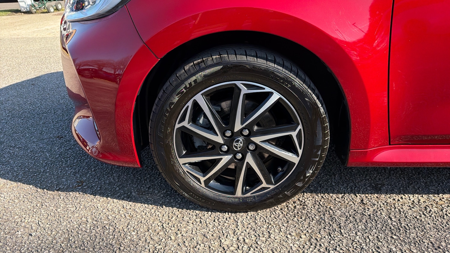 Used Toyota Yaris 2023 for sale - 77779062: Photo 33