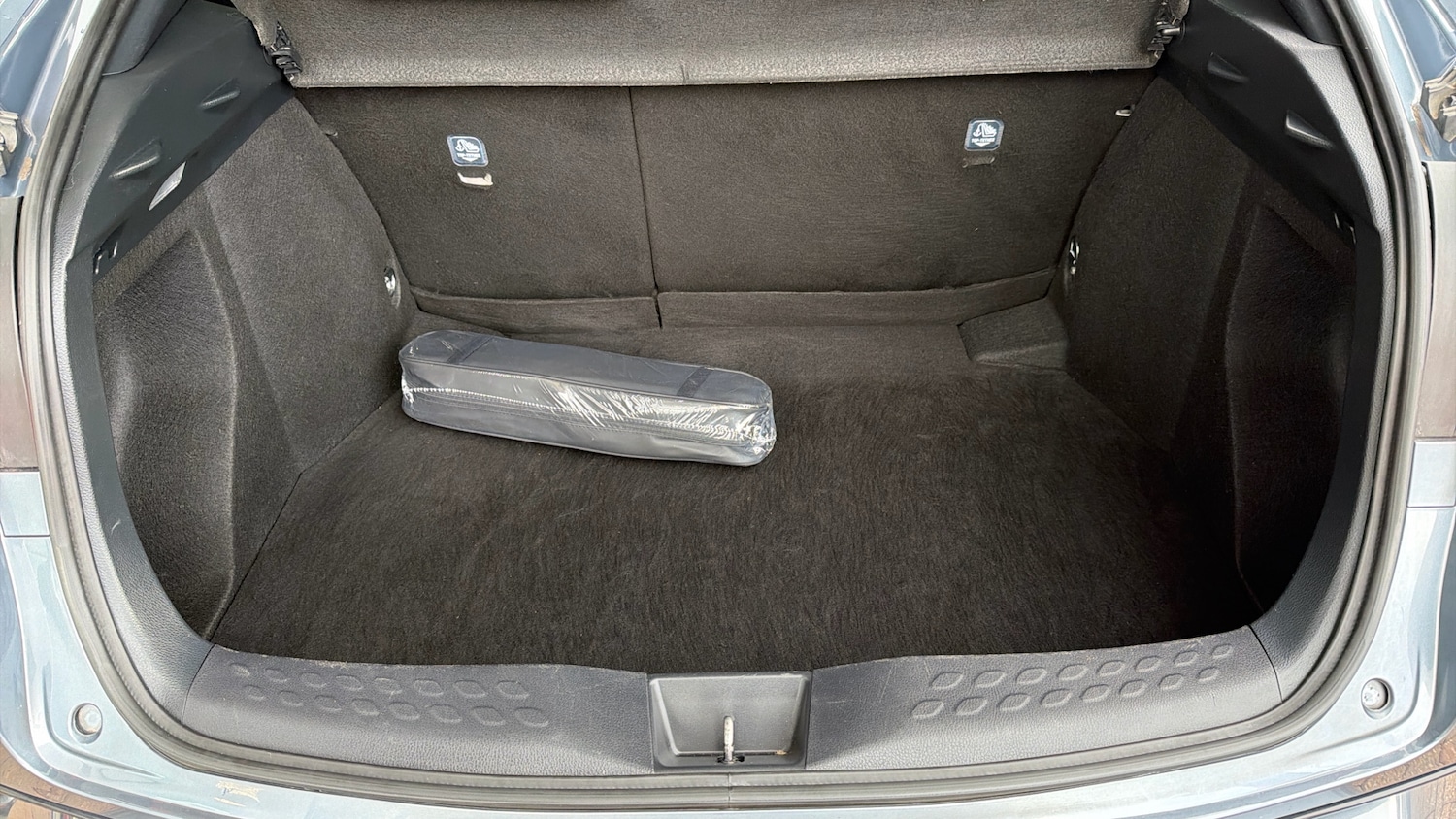 Used Toyota C-HR 2023 for sale - 77676998: Photo 14