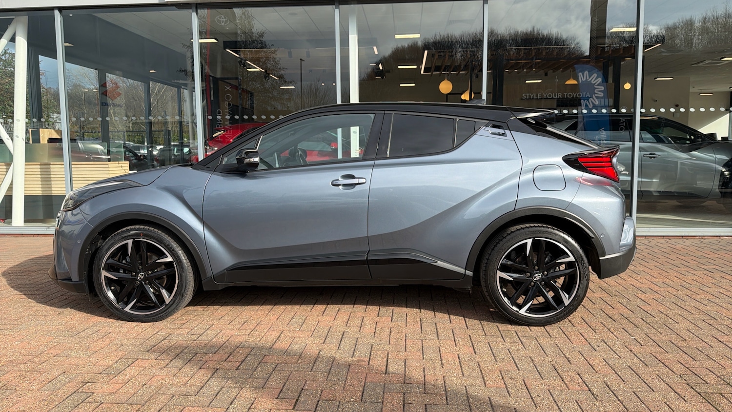 Used Toyota C-HR 2023 for sale - 77676998: Photo 17