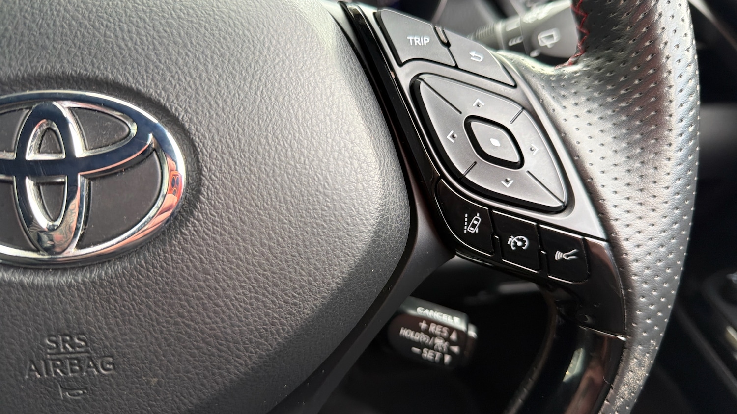 Used Toyota C-HR 2023 for sale - 77676998: Photo 28