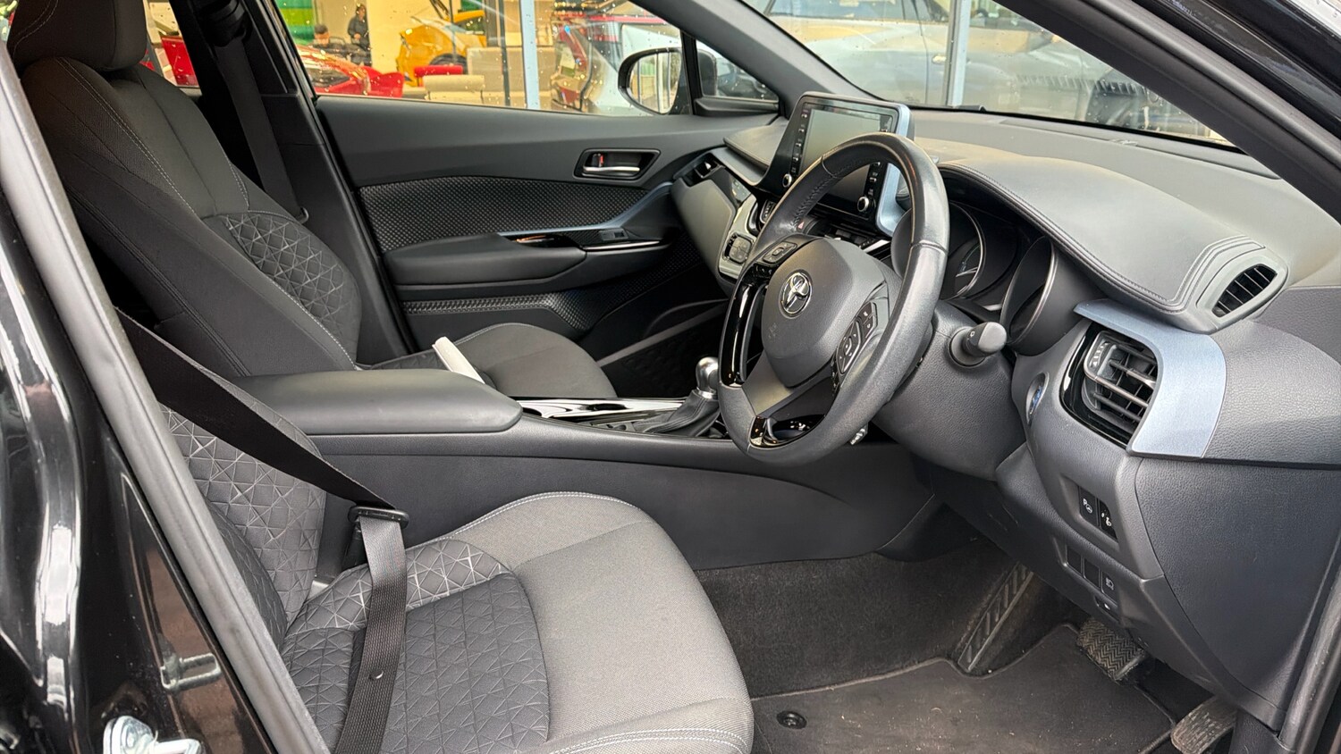 Used Toyota C-HR 2020 for sale - 77676996: Photo 11