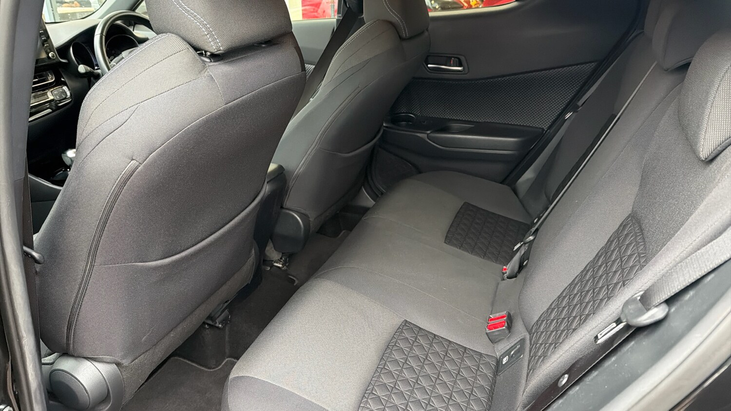 Used Toyota C-HR 2020 for sale - 77676996: Photo 13