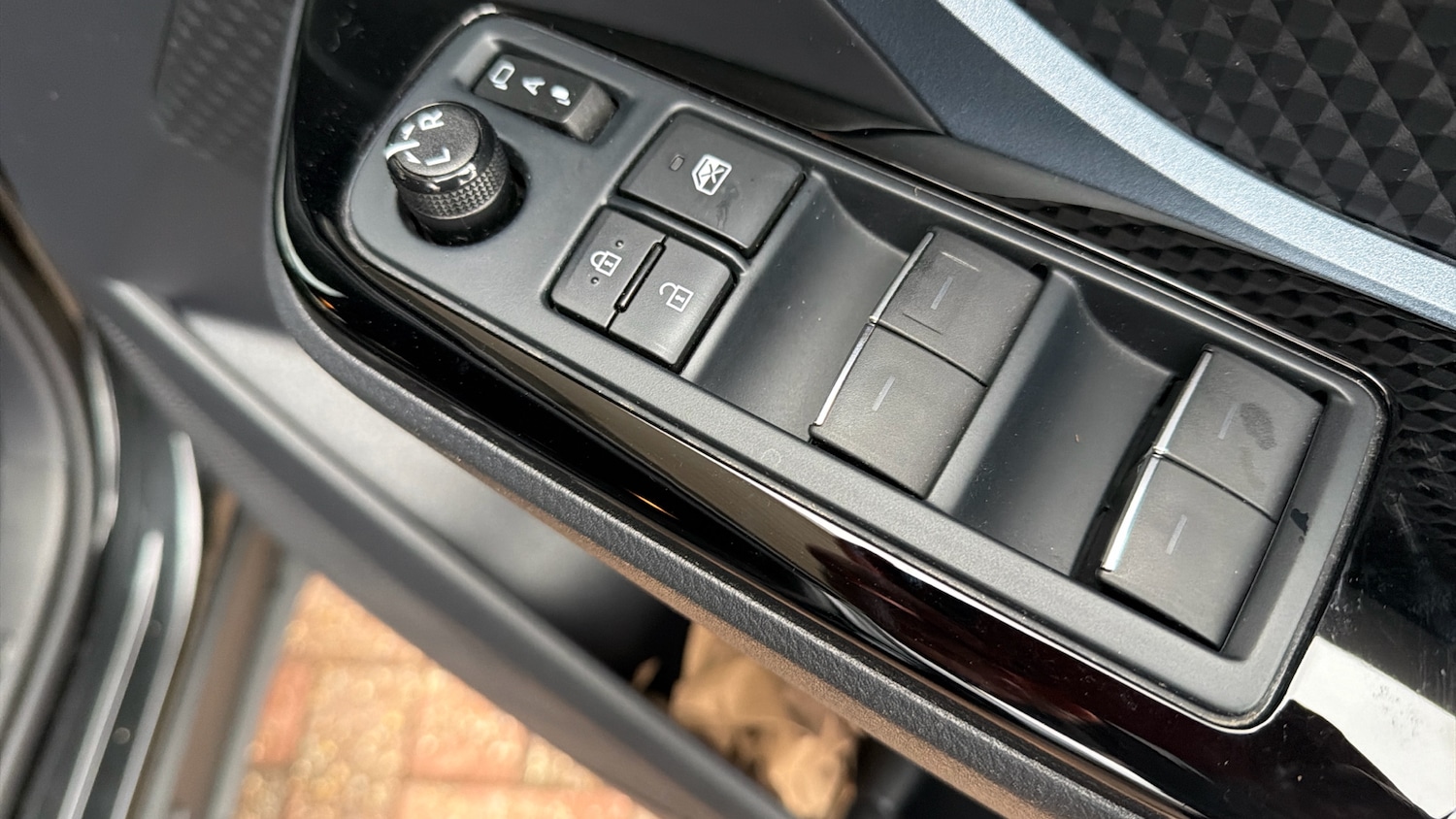 Used Toyota C-HR 2020 for sale - 77676996: Photo 26