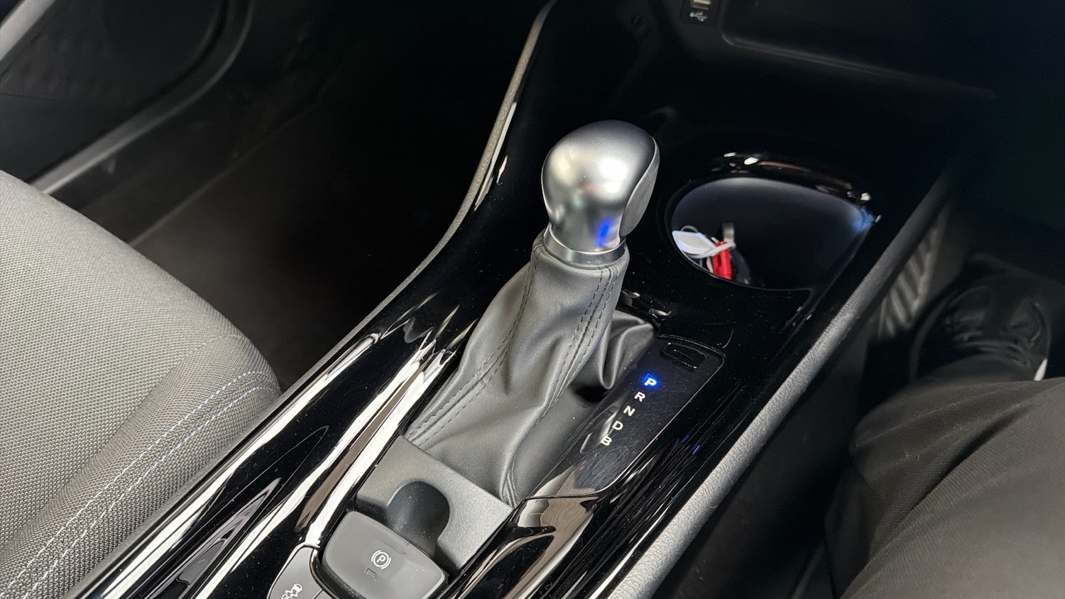 Used Toyota C-HR 2020 for sale - 77676996: Photo 30