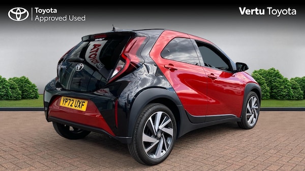 Used Toyota Aygo X 2022 for sale - 75791244: Photo 2