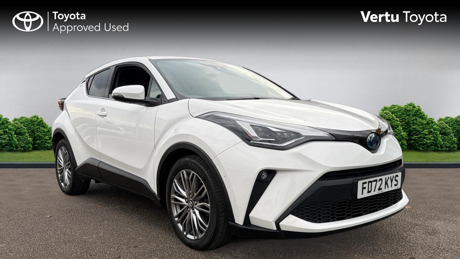 Used Toyota C-HR 2023 for sale - 76580644: Photo 1