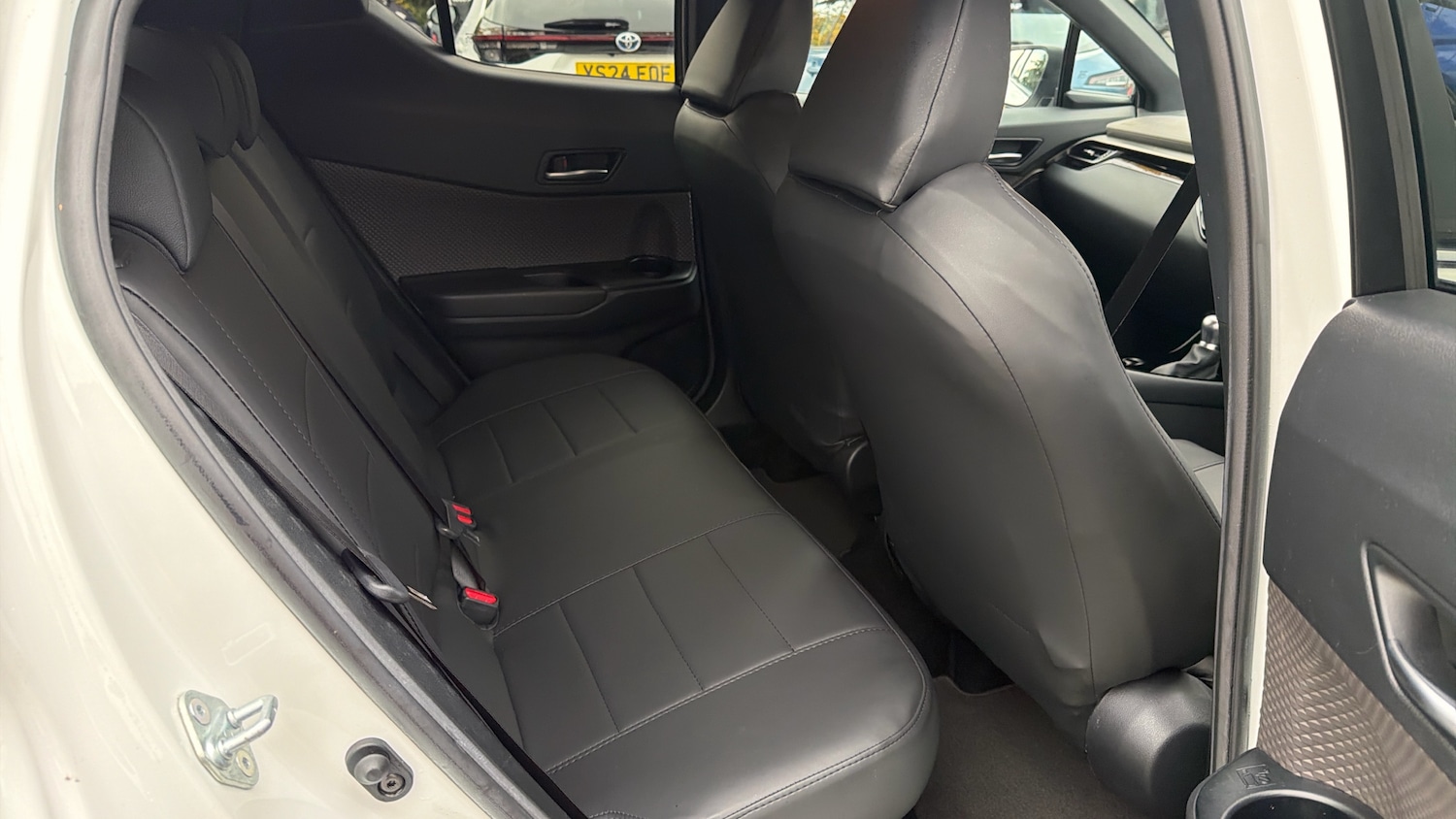 Used Toyota C-HR 2023 for sale - 76580644: Photo 12