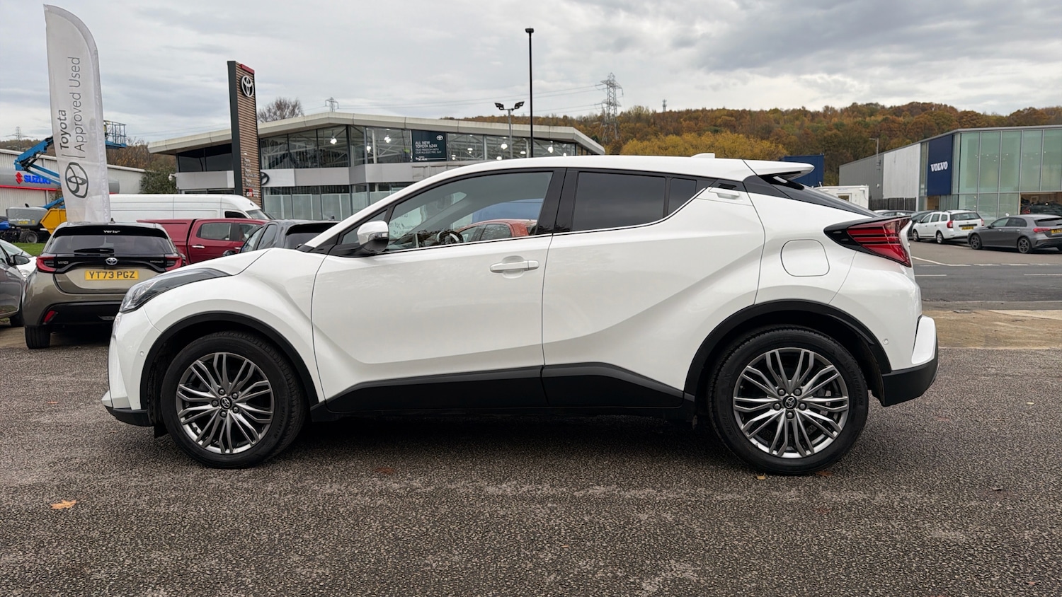 Used Toyota C-HR 2023 for sale - 76580644: Photo 17