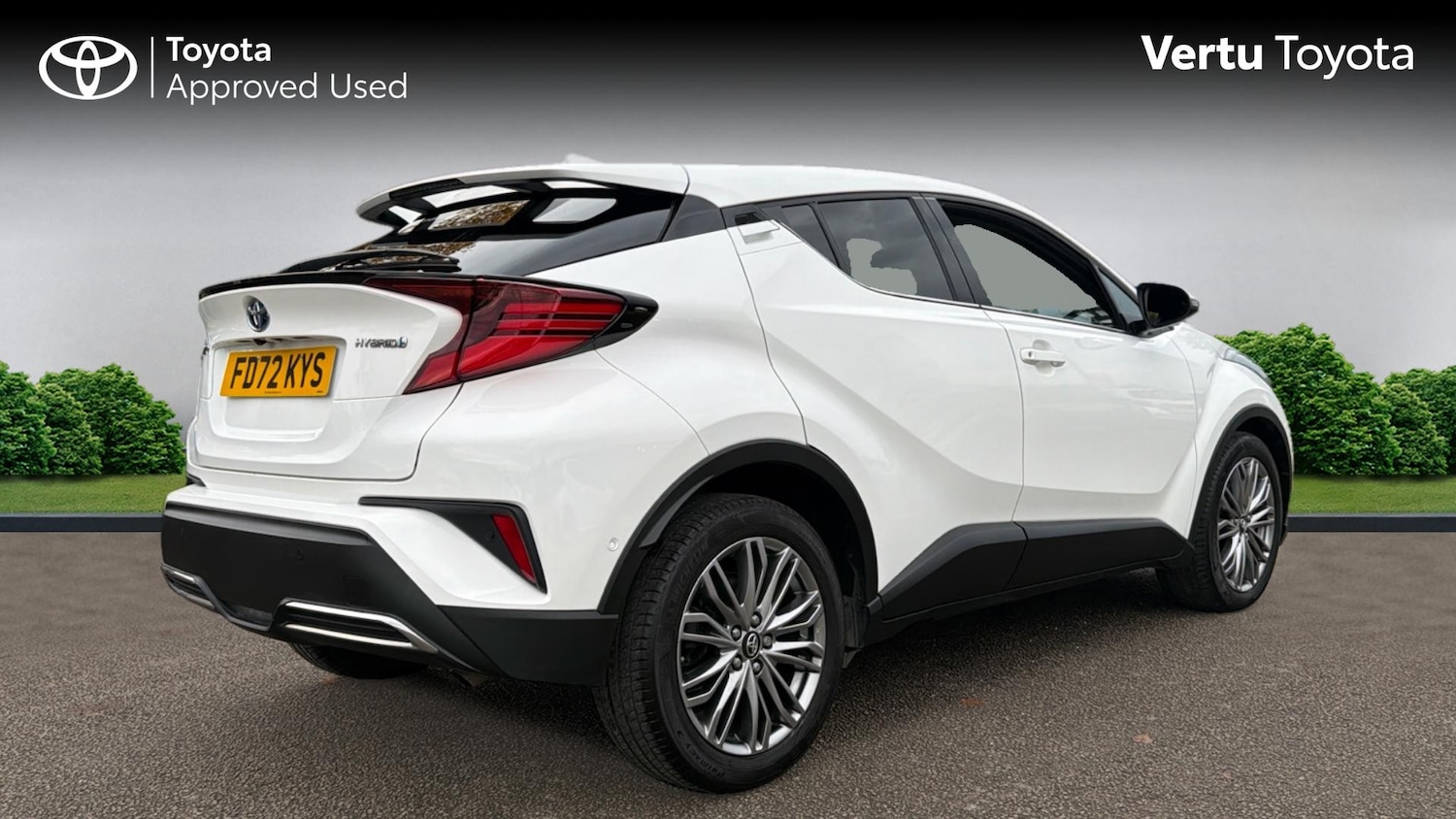 Used Toyota C-HR 2023 for sale - 76580644: Photo 2