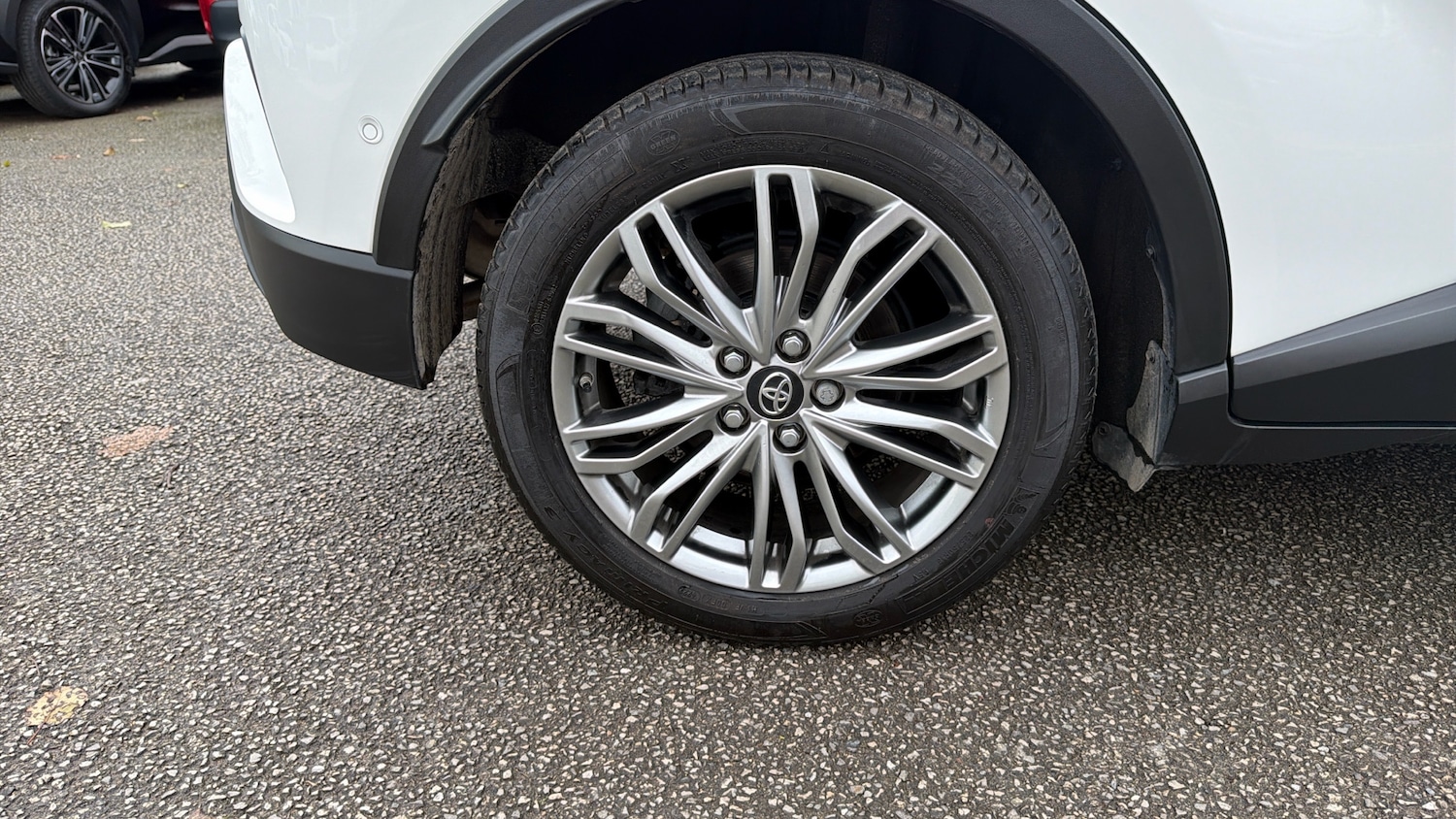 Used Toyota C-HR 2023 for sale - 76580644: Photo 32