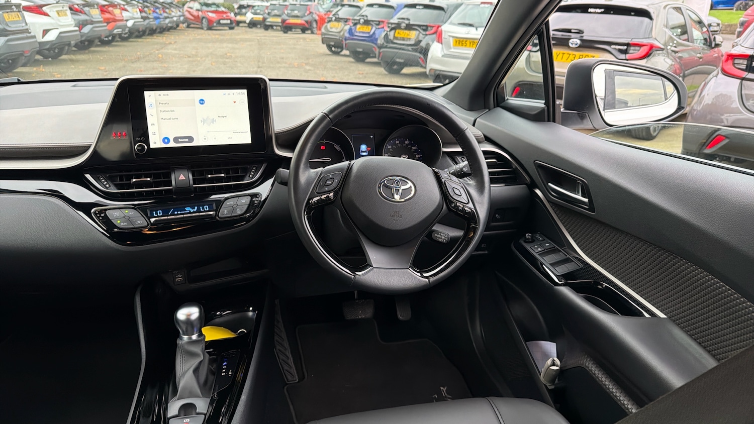 Used Toyota C-HR 2023 for sale - 76580644: Photo 6