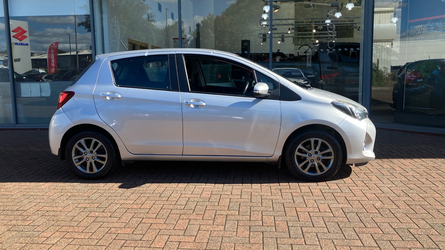 Used Toyota Yaris 2015 for sale - 75995062: Photo 16