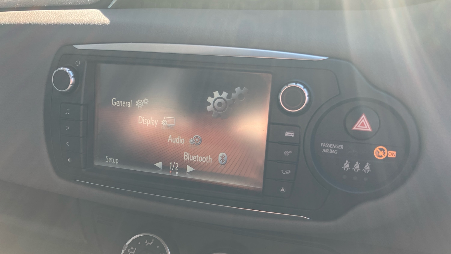 Used Toyota Yaris 2015 for sale - 75995062: Photo 22