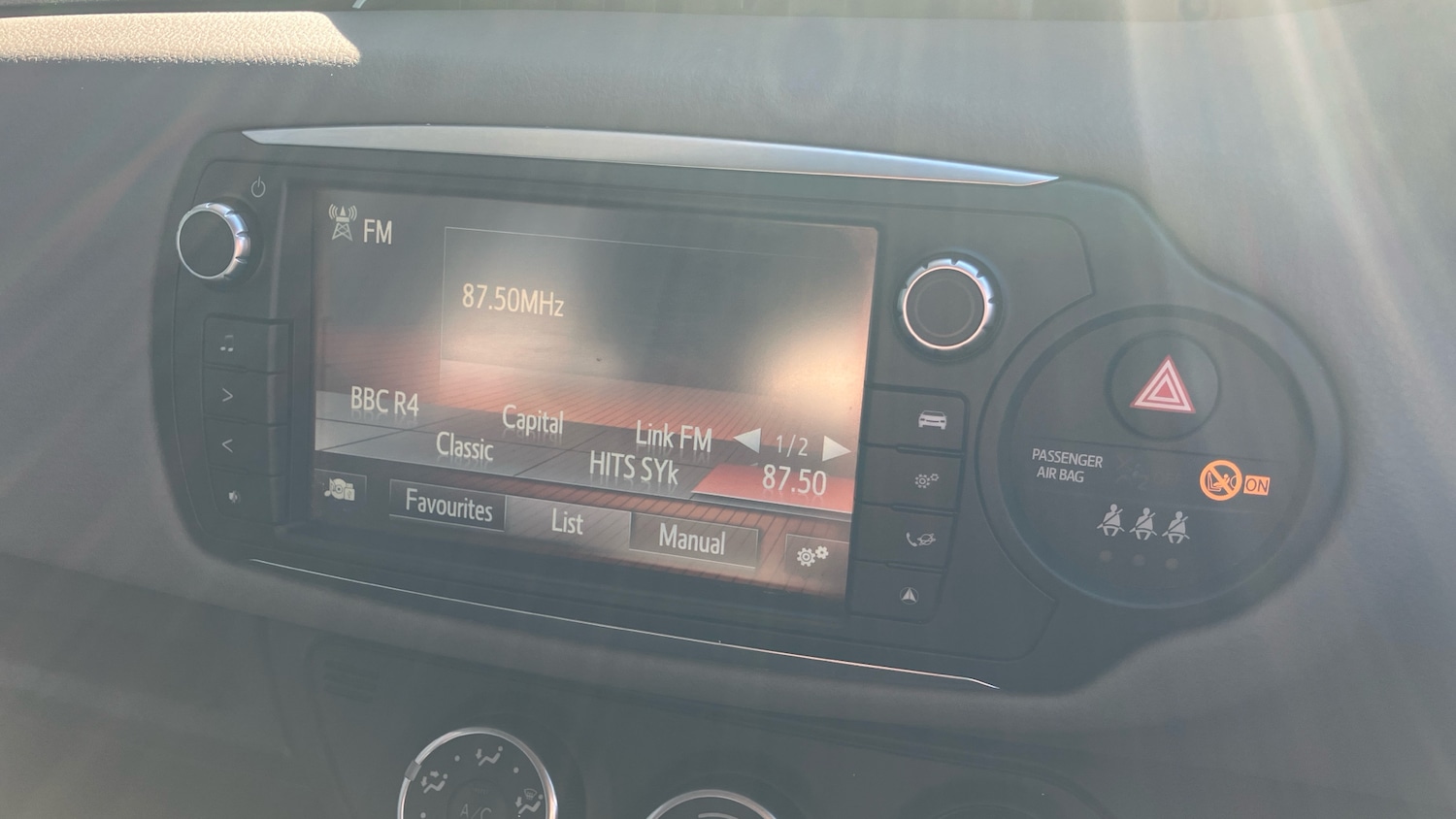 Used Toyota Yaris 2015 for sale - 75995062: Photo 23