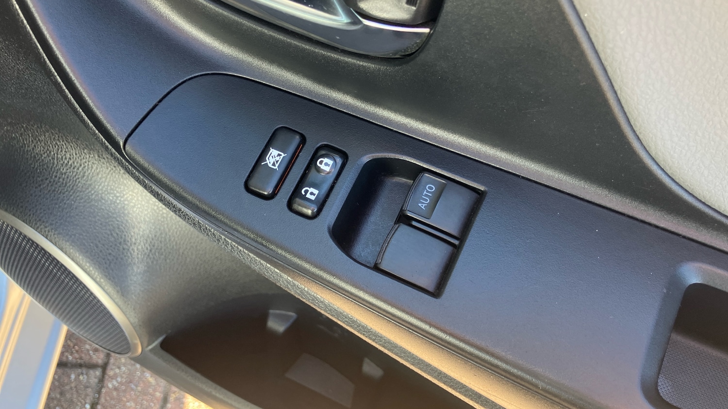 Used Toyota Yaris 2015 for sale - 75995062: Photo 26