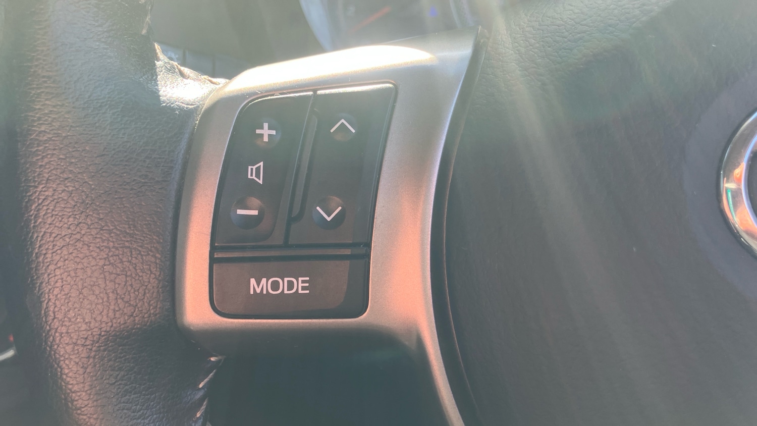 Used Toyota Yaris 2015 for sale - 75995062: Photo 27