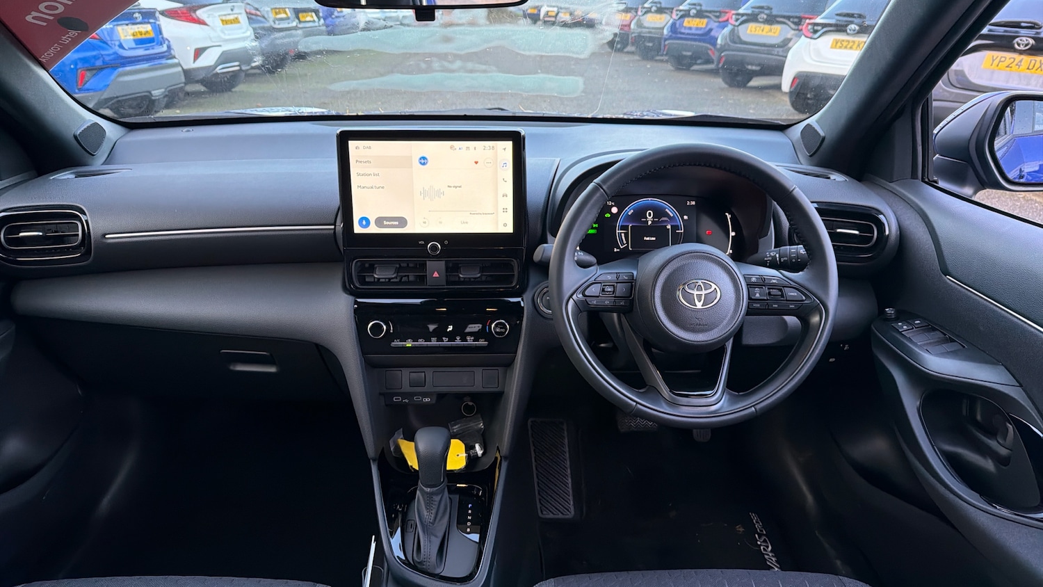 Used Toyota Yaris Cross 2025 for sale - 76945759: Photo 5