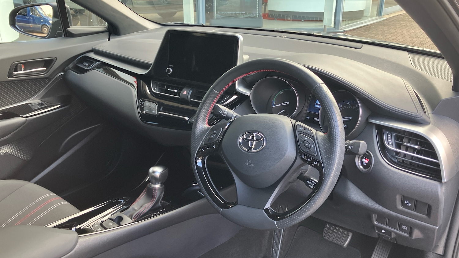 Used Toyota C-HR 2022 for sale - 76321698: Photo 25