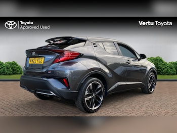 Used Toyota C-HR 2022 for sale - 76321698: Photo