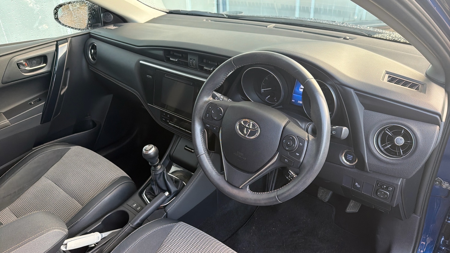Used Toyota Auris 2016 for sale - 76894401: Photo 25