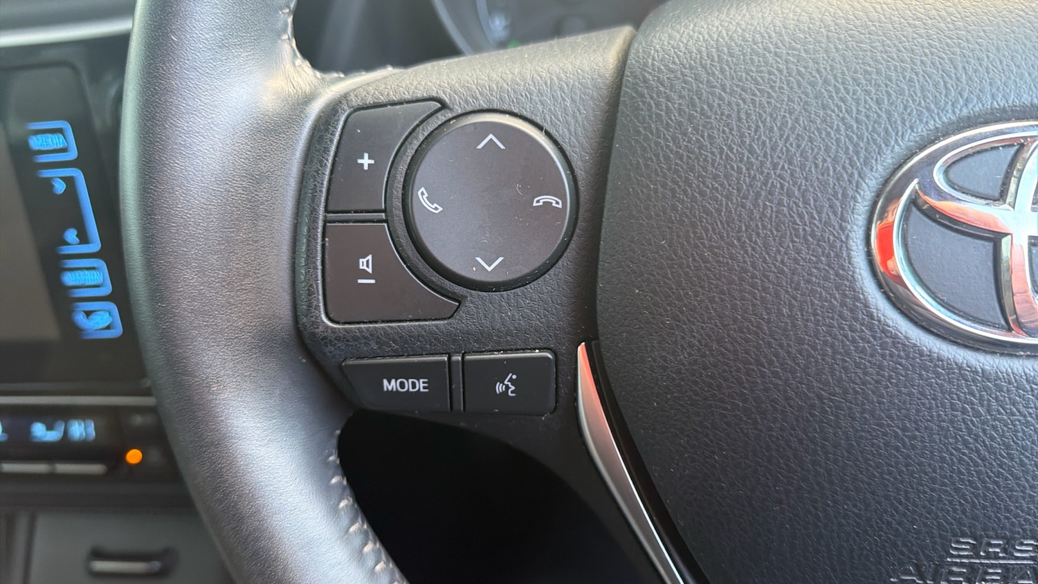 Used Toyota Auris 2016 for sale - 76894401: Photo 27