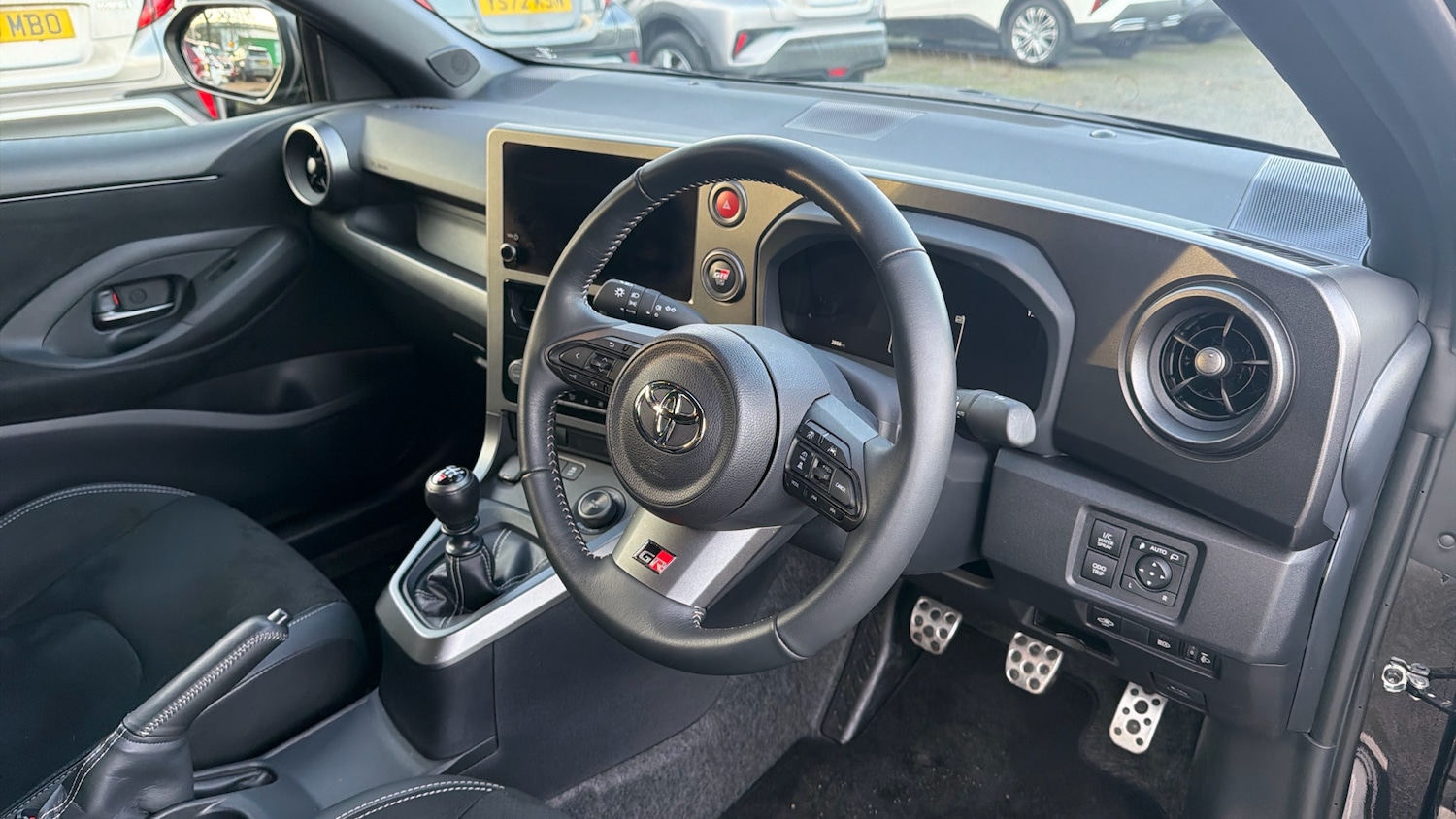 Used Toyota Yaris 2024 for sale - 76959757: Photo 25