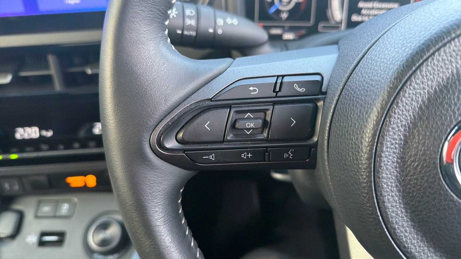 Used Toyota Yaris 2024 for sale - 76959757: Photo 30