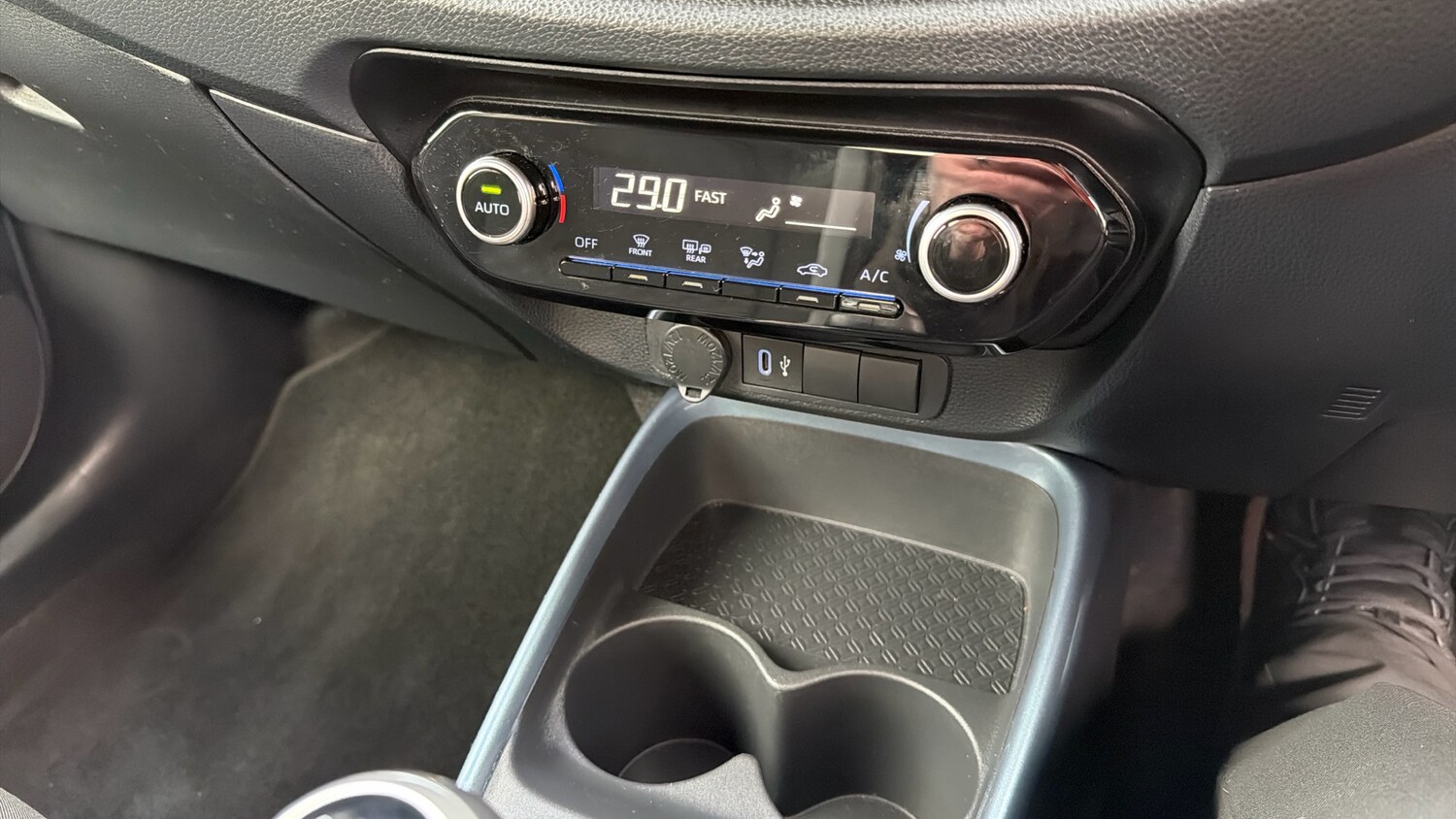 Used Toyota Aygo X 2024 for sale - 77462292: Photo 29