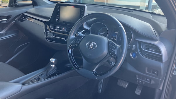 Used Toyota C-HR 2022 for sale - 76299236: Photo 25