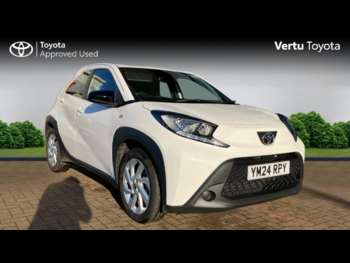 2024 (24) - 1.0 VVT-i Pure 5dr Petrol Hatchback