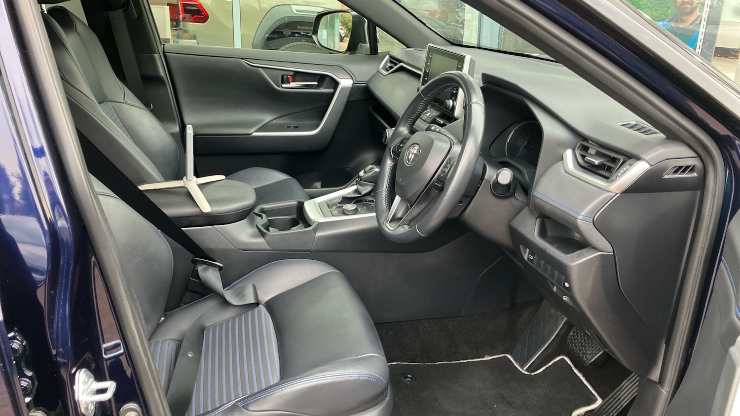 Used Toyota RAV4 2020 for sale - 76329913: Photo 11