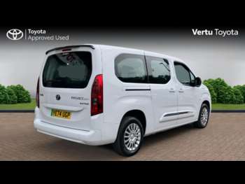 Used Toyota PROACE CITY Verso 2025 for sale - 74890890: Photo