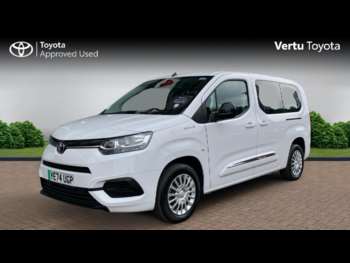 Used Toyota PROACE CITY Verso 2025 for sale - 74890890: Photo