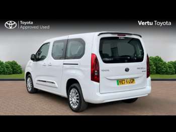 Used Toyota PROACE CITY Verso 2025 for sale - 74890890: Photo