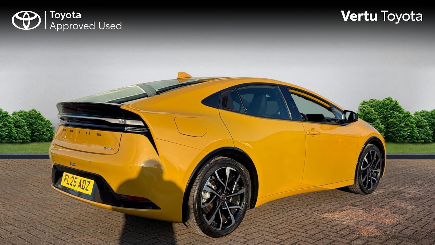 Used Toyota Prius 2025 for sale - 77154270: Photo 2