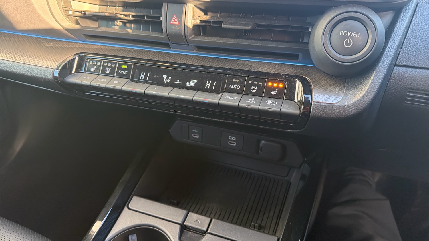 Used Toyota Prius 2025 for sale - 77154270: Photo 31