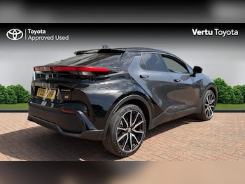 Used Toyota C-HR 2025 for sale - 79516322: Photo
