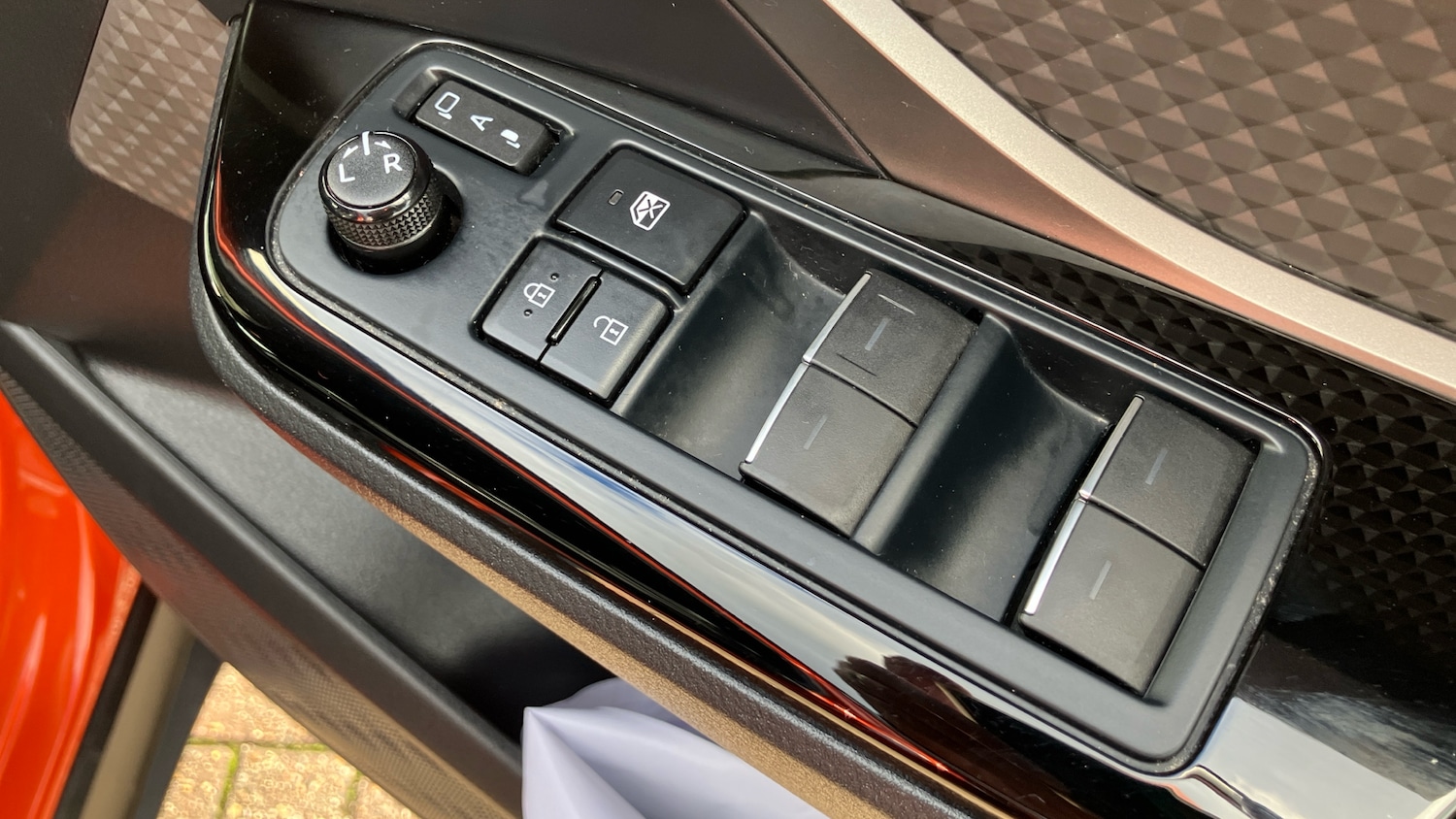 Used Toyota C-HR 2020 for sale - 76877787: Photo 26