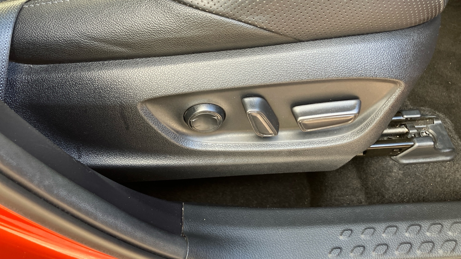 Used Toyota C-HR 2020 for sale - 76877787: Photo 27